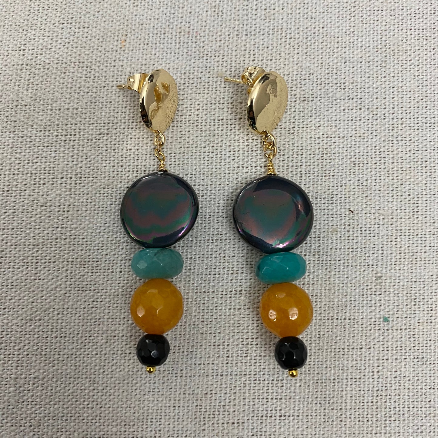 6 cm earrings in bronze, jasper, pearls, jade and onyx