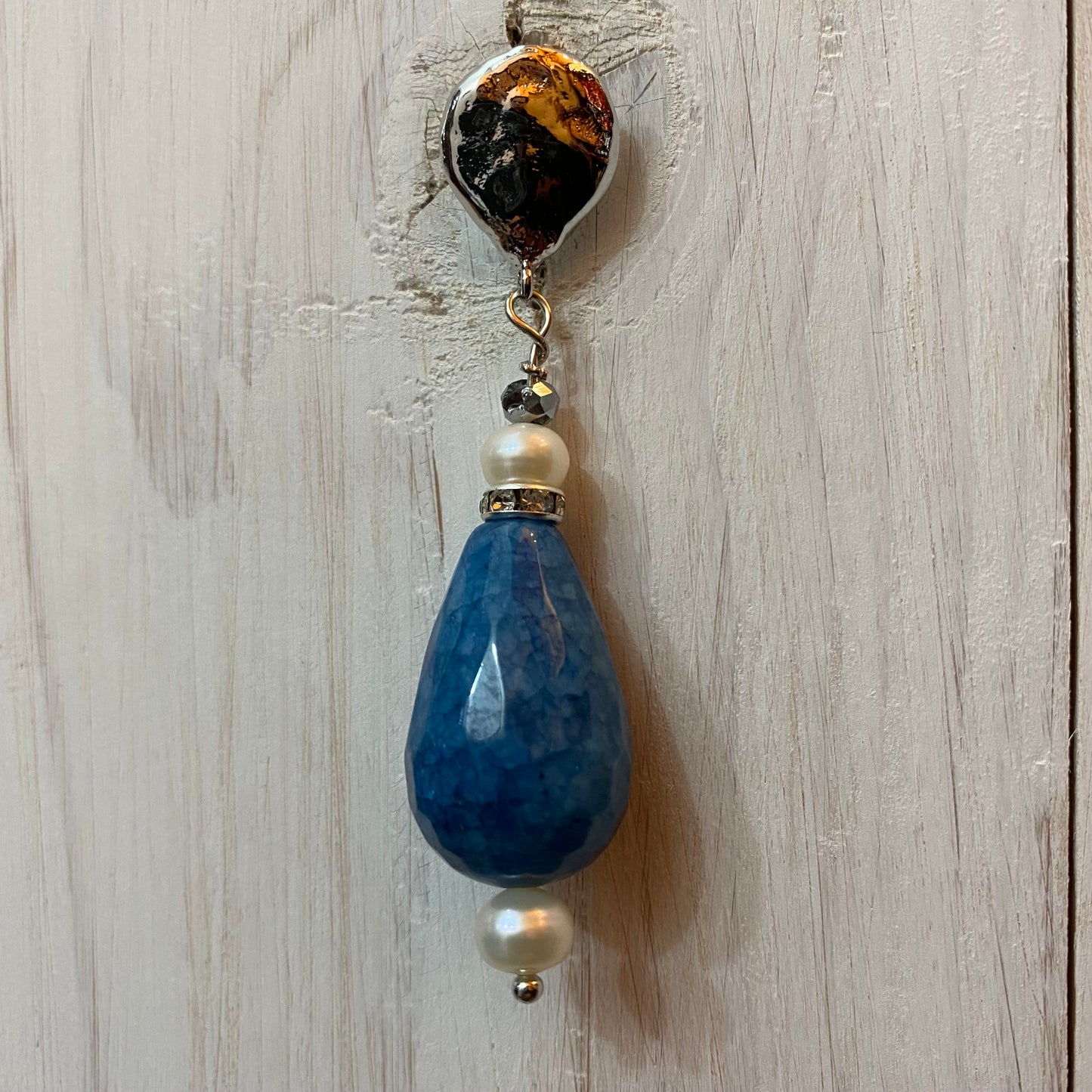 🆕 bronze, pearl and blue agate earrings