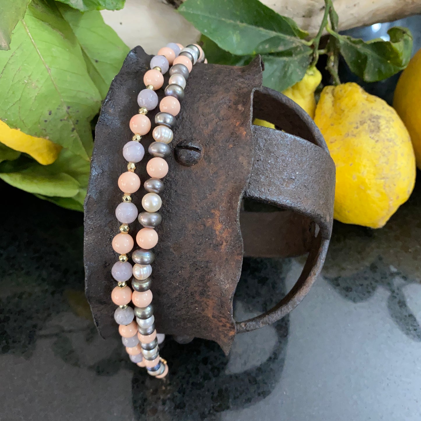 49.5 cm necklace in pearls, aventurine and pyrite