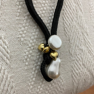 collana in cordone, argento e perle