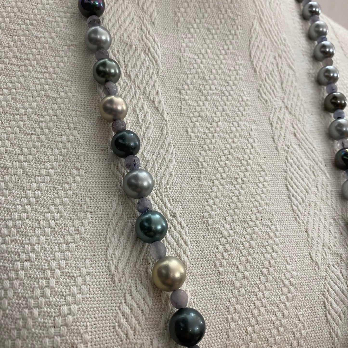 collana cm 91,5 in pietre dure e perle