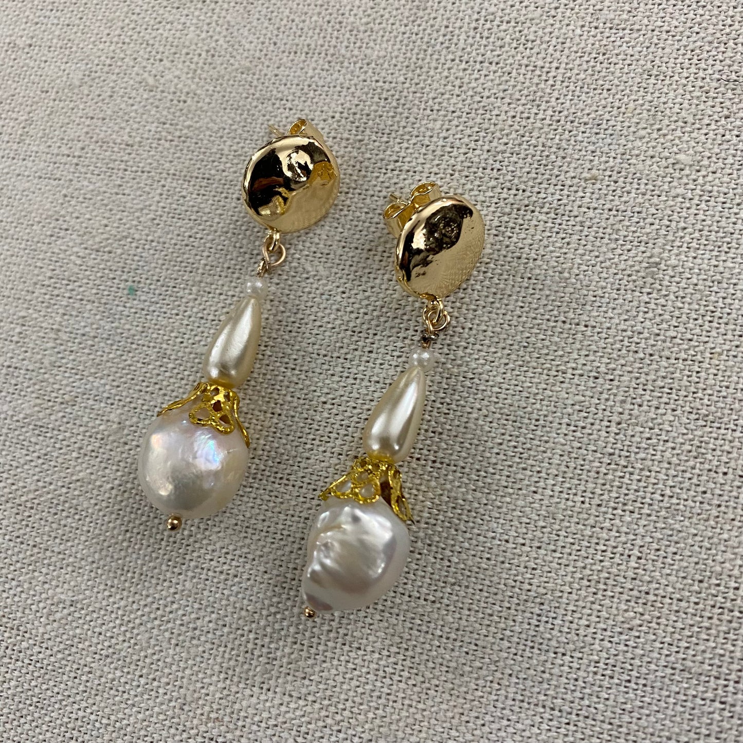 🆕 bronze and pearl earrings