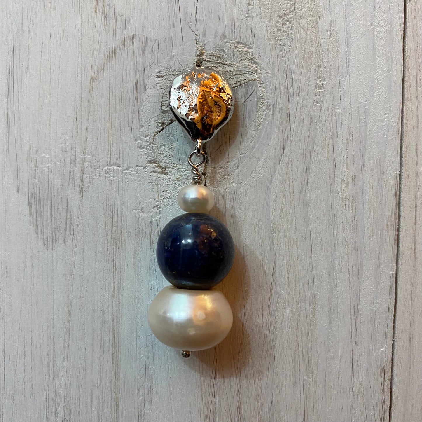 🆕 bronze, pearl and lapis lazuli earrings