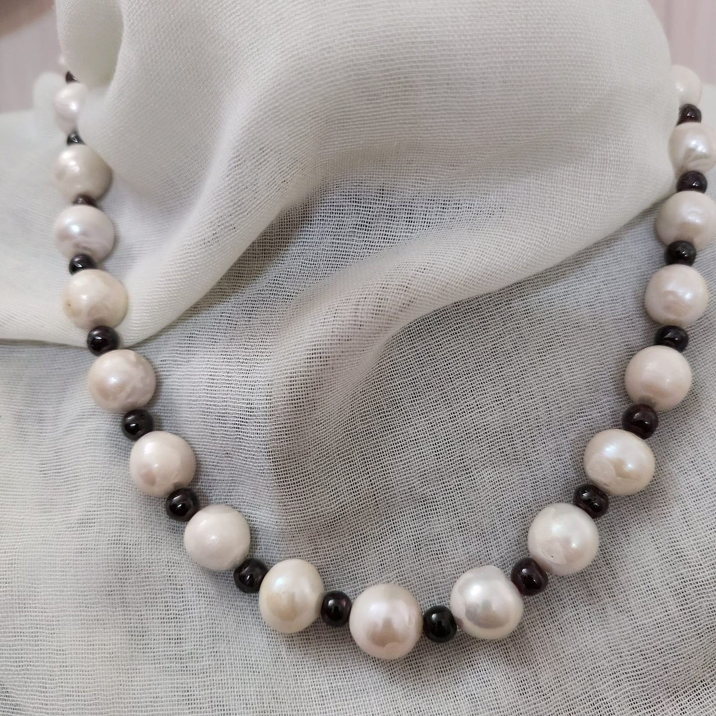 collana cm 54 di perle e granato