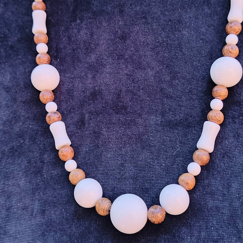 collana cm 64 in legno, agata e osso naturale