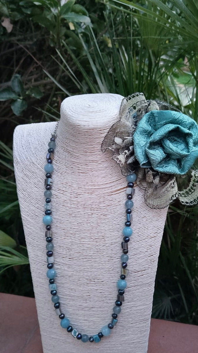 collana cm 75 in angelite, acquamarina, madreperla e perle di fiume