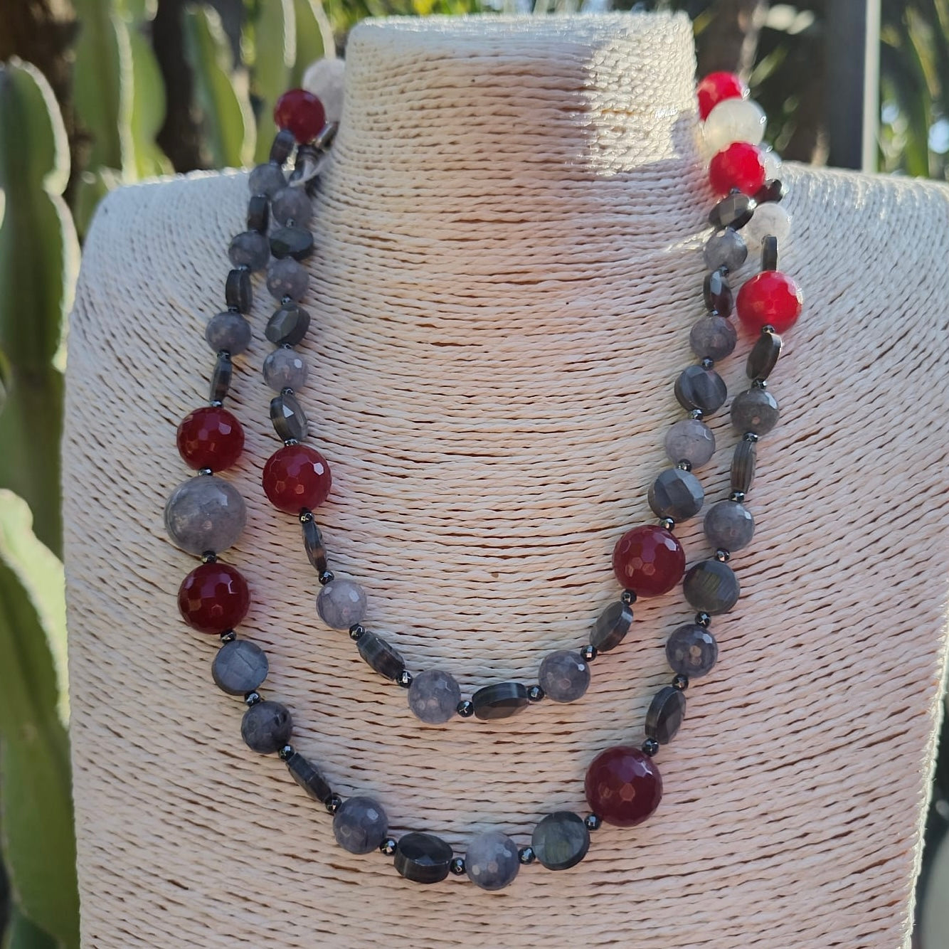 collana cm 109 in quarzo, giada, madreperla e ematite