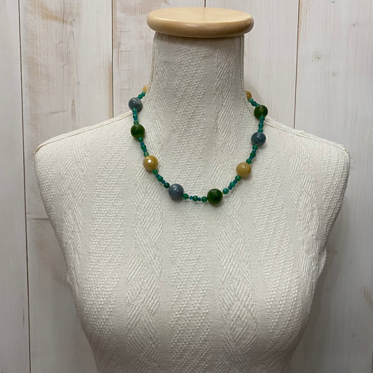 collana cm 55,5 in turchese, giada, avventurina e calcite