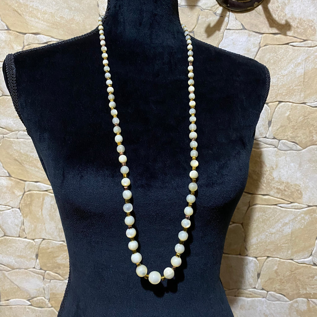 🆕 collana lunga in ematite e conchiglia 16