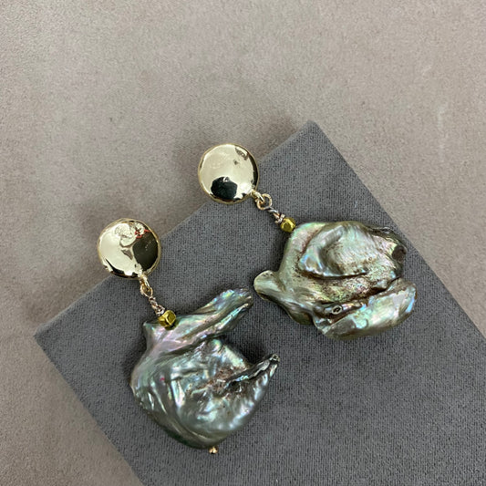 🆕 boucles d'oreilles en bronze et perles