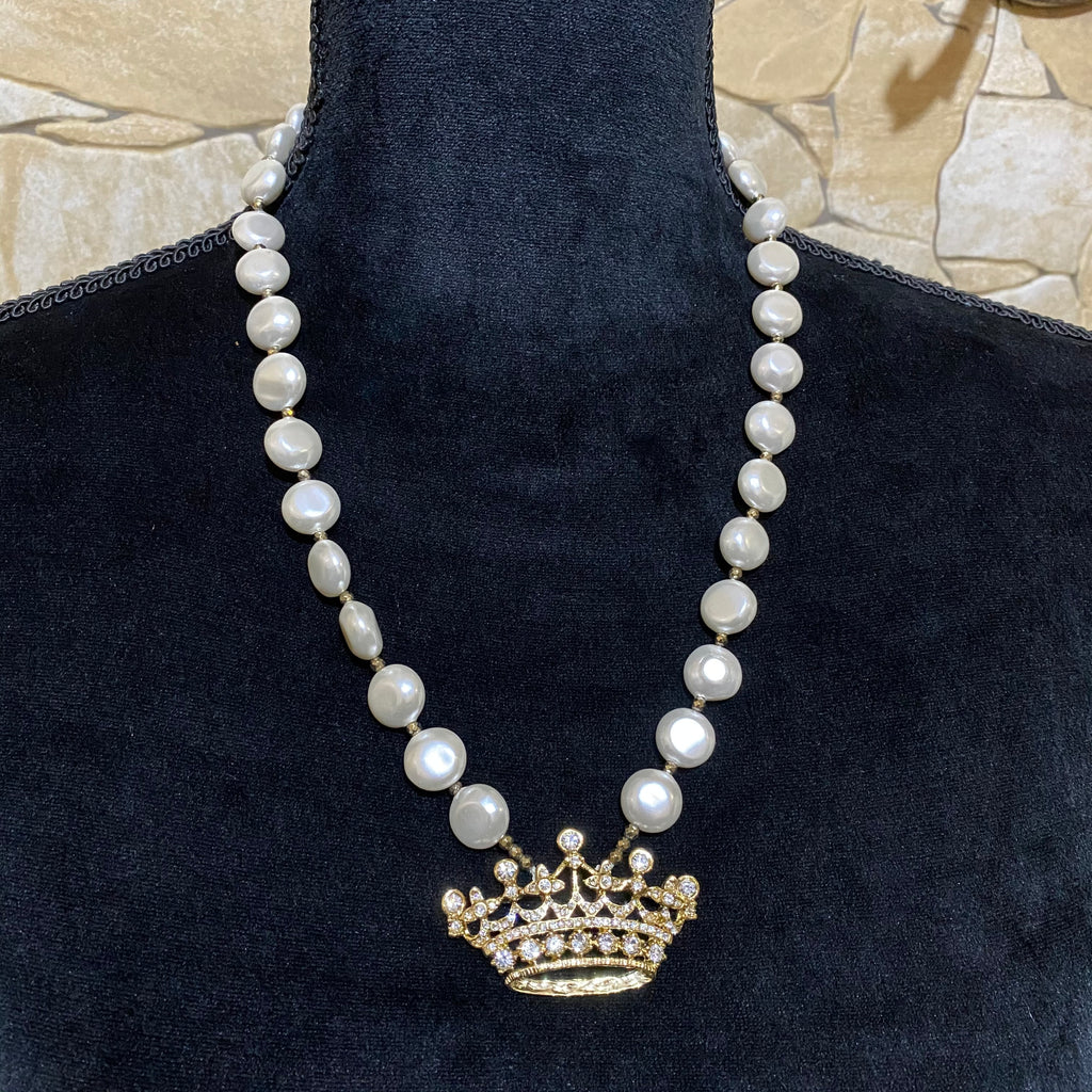 🆕 collana in perle ed ematite con ciondolo corona 13