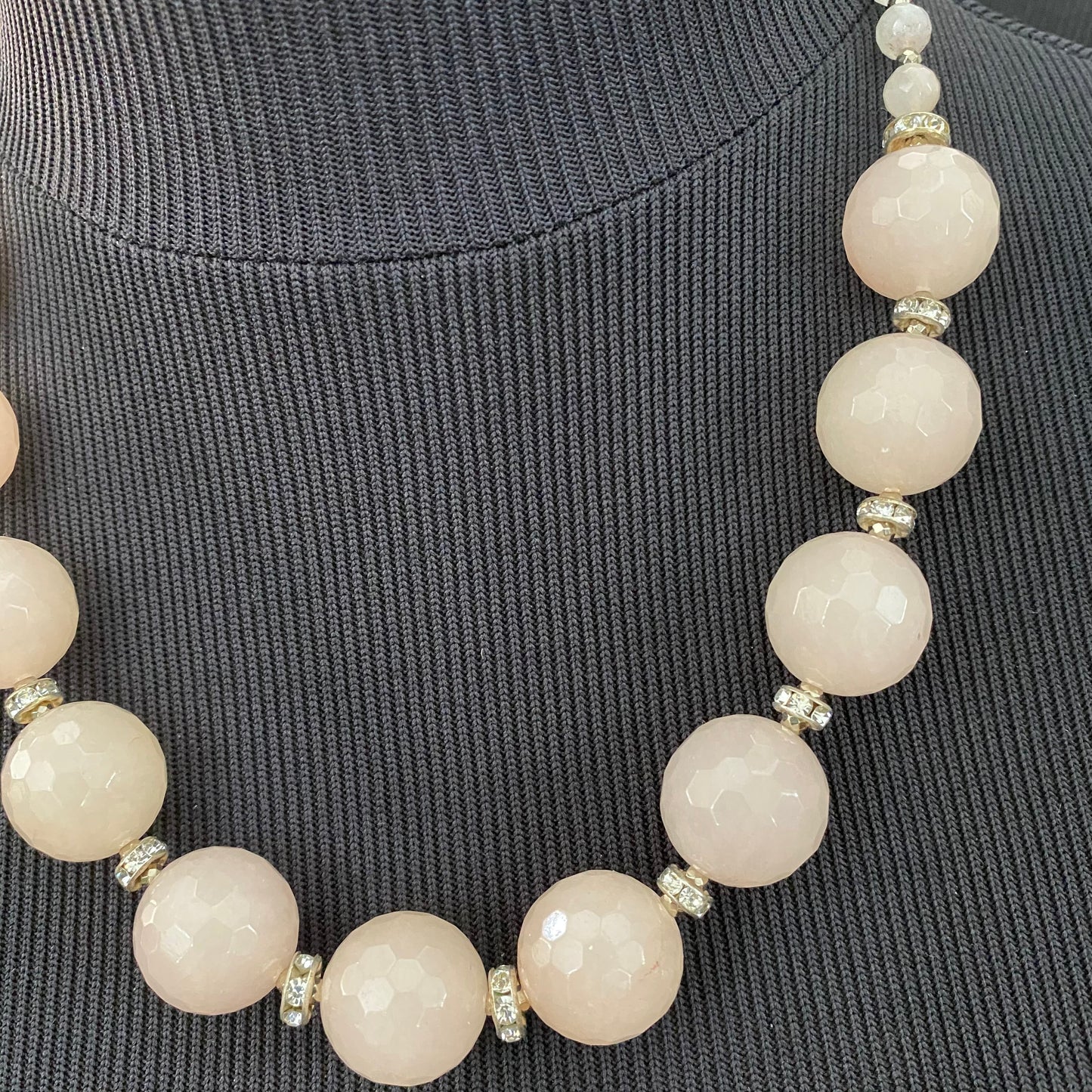 collana cm 55 in argento, giada rosa, ematite e zirconi