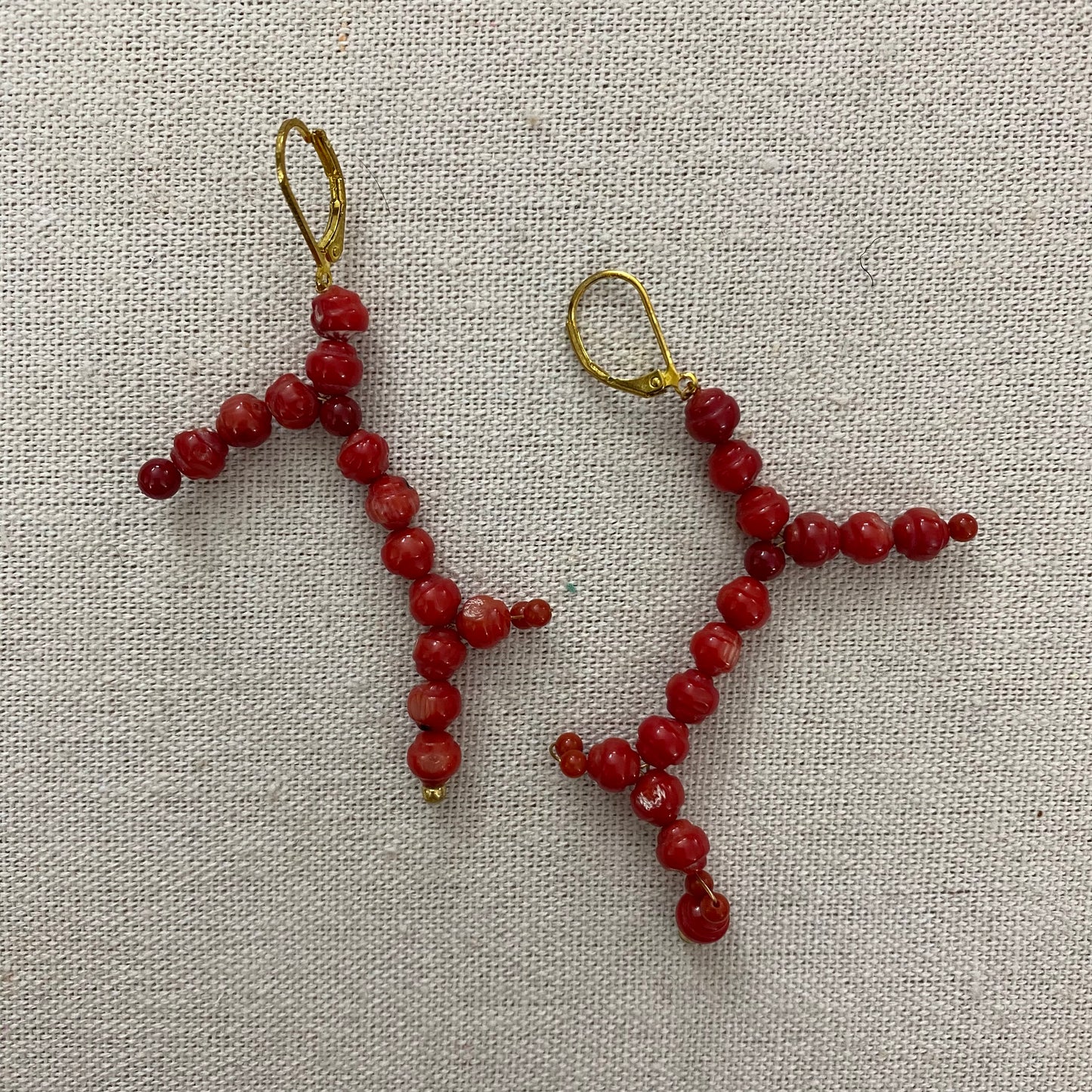 8cm steel and coral earrings